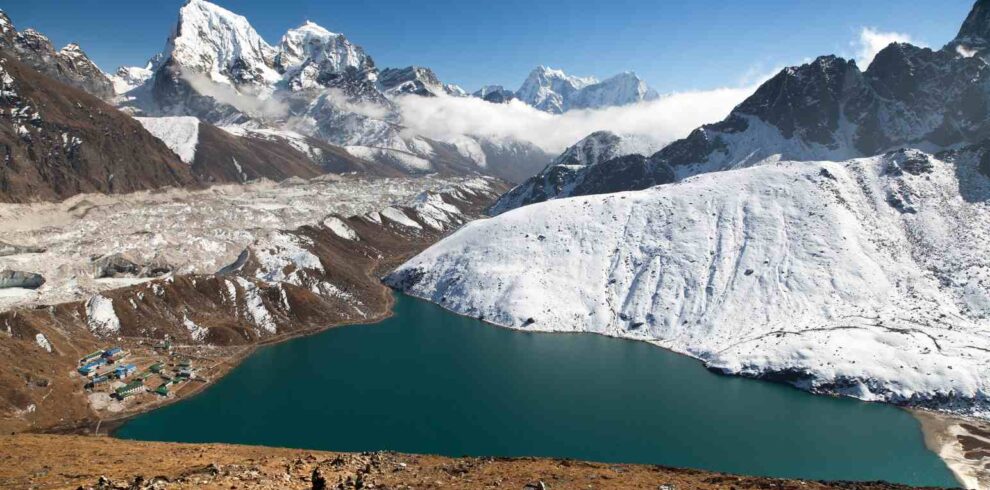 everest cho la pass trek