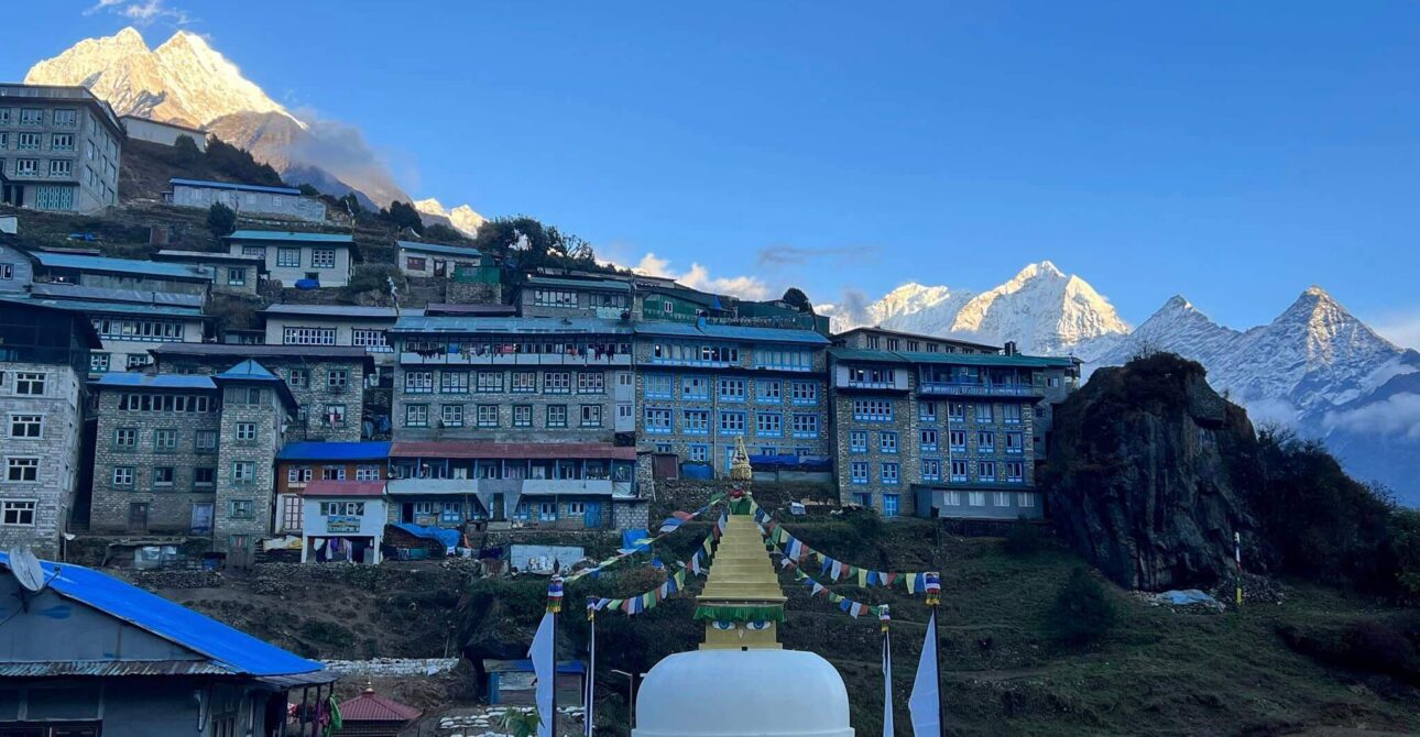 namche bazaar sherpa village khumbu panorama himalaya mountains nepal