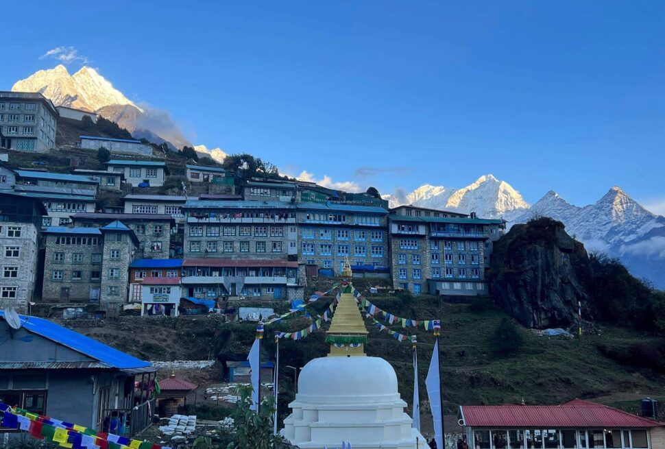 namche bazaar sherpa village khumbu panorama himalaya mountains nepal