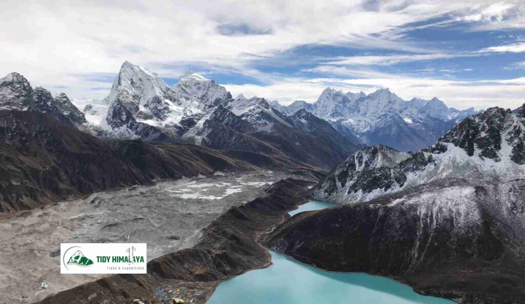 panoramic view of everest three passes